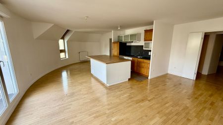Location appartement 5 pièces, 102.83m², Nanterre - Photo 2
