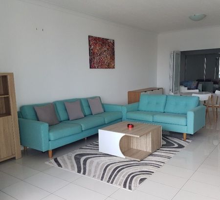 919/19 Imperial Parade, Labrador QLD 4215 - Apartment For Rent | Domain - Photo 2