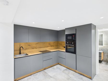 Charmante 1.5-Zimmer-Wohnung in zentraler Lage von Altstätten - Photo 3