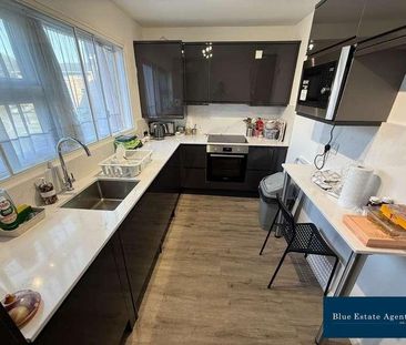 Thistleworth Close, Isleworth, TW7 - Photo 3