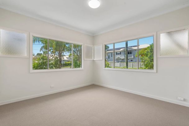 Renovated Home in Prime Sherwood Location - Photo 1