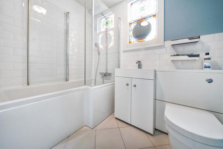 4 bedroom terraced house to rent - Photo 3