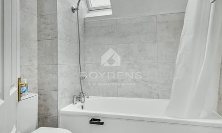 Victoria Gardens, Colchester - Photo 3