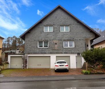 Großzügige DG-Wohnung für 2 Personen mit Einbauküche, Garage,großer... - Foto 1