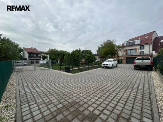 Pronájem mezonetového bytu o dispozici 2+KK ve Slavkově u Brna - Фото 1