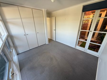 11 Clarendon Street ARMADALE - Photo 4