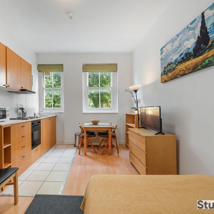 Flat 15 Penywern Road, Earls Court SW5 9SX - Photo 1