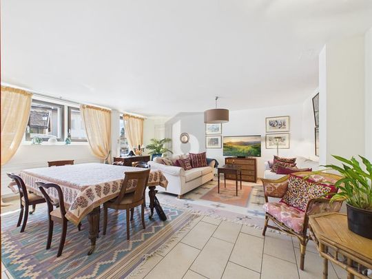 ÉLÉGANT LOGEMENT MEUBLÉ AU CHARME CONTEMPORAIN - Photo 1