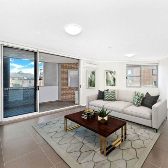 Centrally located in Lidcombe for a modern, convenient lifestyle - Photo 1