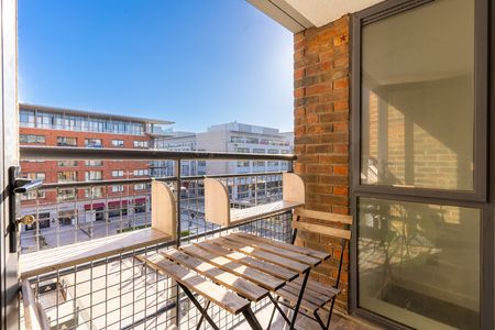 Beresford House, Custom House Square, IFSC, Dublin 1, D01 A977 - Photo 3