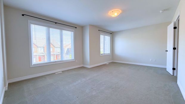 For Lease - 90 NEPETA Crescent, Blossom Park - Airport and Area, Ontario - Photo 1