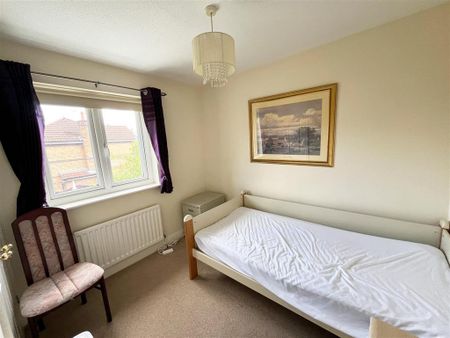 4 bedroom detached house to rent - Photo 5