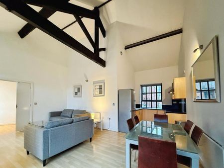 2 bedroom flat to rent - Photo 2