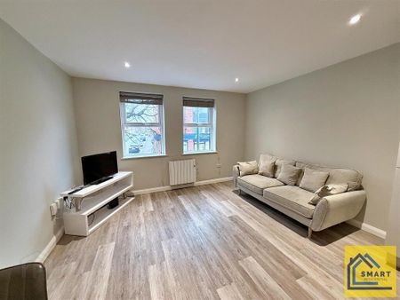 Apt 4, 2a Willowfield Street, Belfast, BT6 9AU - Photo 2