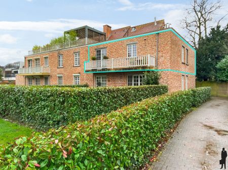 Hoogwaardig afgewerkt appartement in het centrum van Hove - Photo 2