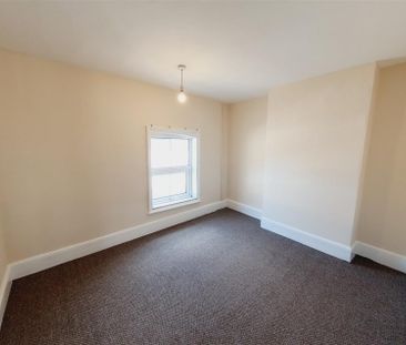2 Bedroom Flat to Rent in Montagu Street, Kettering, Northants, NN16 - Photo 4