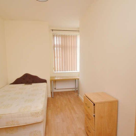 Upper Kent Road, Victoria Park, Manchester, M14 - Photo 1