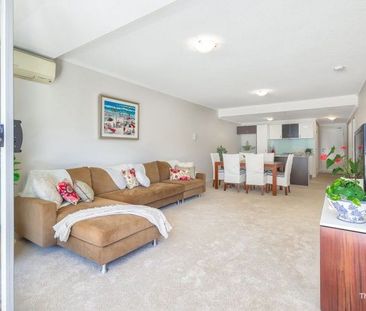 RESORT STYLE APARTMENT LIVING IN A PERFECT LOCATION! - Photo 1