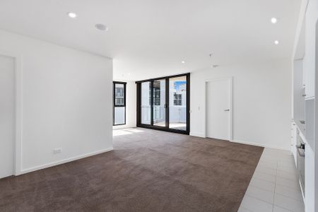 10th floor living in the heart of Gungahlin - Photo 2