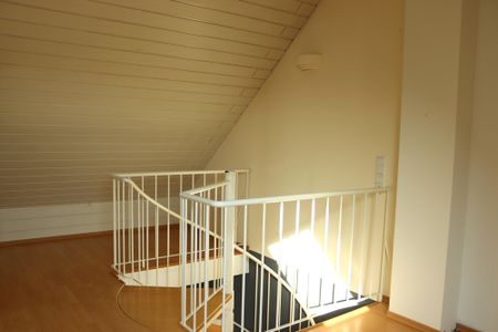 Helle 4-Zimmer-Wohnung auf zwei Etagen in Rodgau/Dudenhofen - Foto 3