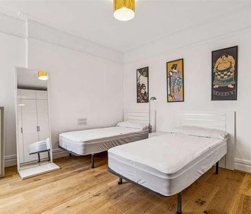 Welbeck Court, Addison Bridge Place, W14 - Photo 5