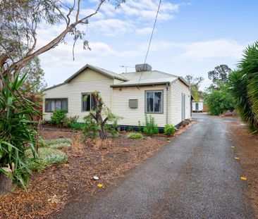 100 Woodward Street, Coolgardie - Photo 4