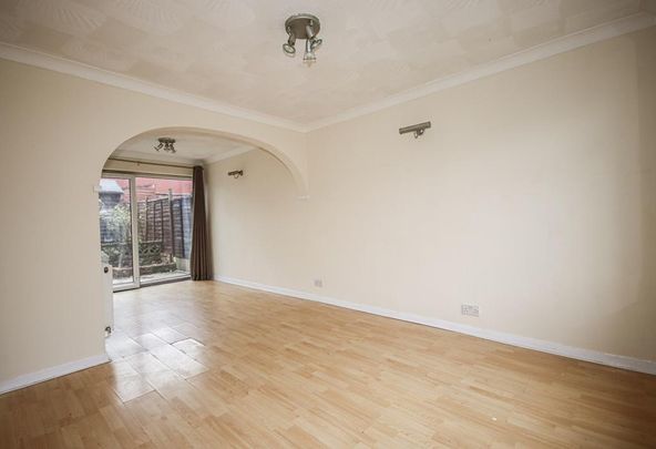 2 bedroom terraced house to rent - Photo 1