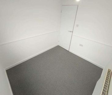 Bremerhaven Way, Grimsby, DN33 - Photo 3