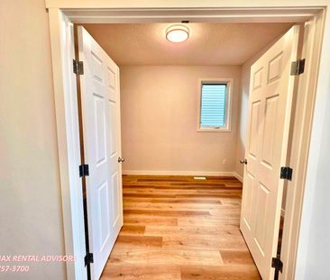 UPPER 2603 208 Street Northwest - Photo 6