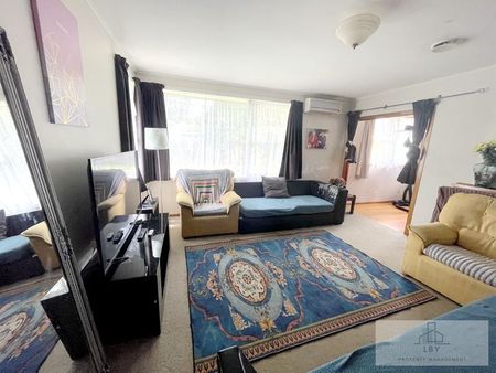 Takanini, 3 Bedrooms - Photo 2