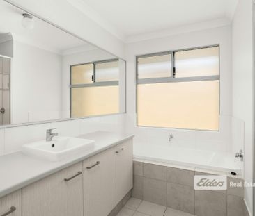 Spacious & Modern Home – Be Quick to View - Photo 6