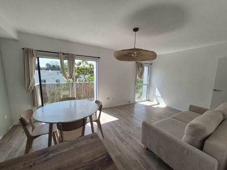 Location Appartement 2 pièces 46m² LILLE 59000 - Photo 2