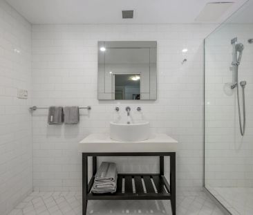 Timeless Charm and Modern Style on the Edge of the CBD - Photo 5