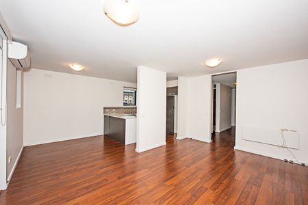 1/31 Upton Road, Windsor VIC 3181 - Apartment For Rent | Domain - Photo 3