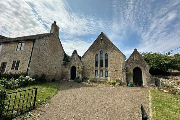 The Street, Chippenham, Grittleton - Photo 1