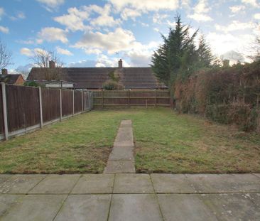 2 bedroom semi-detached house to rent - Photo 4