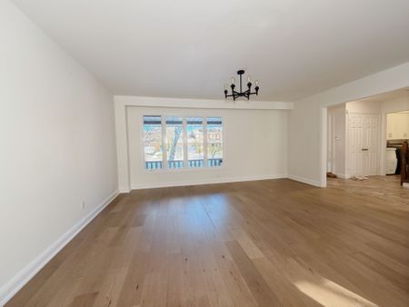 For Lease - 1412 Peerless Court, Oakville, Ontario - Photo 4