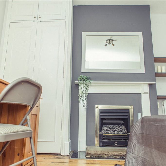 Guildford Park Road, Guildford, Surrey, GU2 7NA - Photo 1