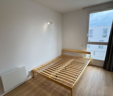 HAUT d'IDRON, Au Calme, T1 BIS Meublé en Résidence récente avec cli... - Photo 1
