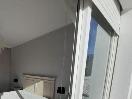 2 bedroom luxury penthouse for rent in Nueva Andalucia, Andalusia - Photo 2