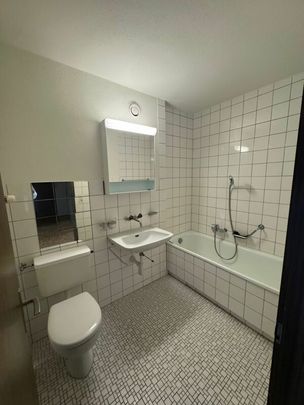 Beautiful 3.5 ZWG now free! - Photo 1