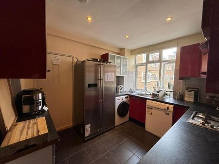 4 bedroom house share to rent - Photo 3