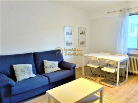 Alquiler de piso en Sabino Arana Etorbidea - Photo 4