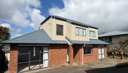 Sun-Filled 3 Bedroom Home + Study - Top School Zone - Photo 3