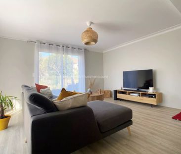 Location Maison 4 pièces 86 m2 à Arthès - Photo 2