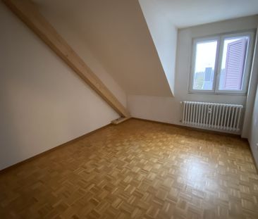 Spacieux logement / ! 1er loyer net offert ! - Foto 3