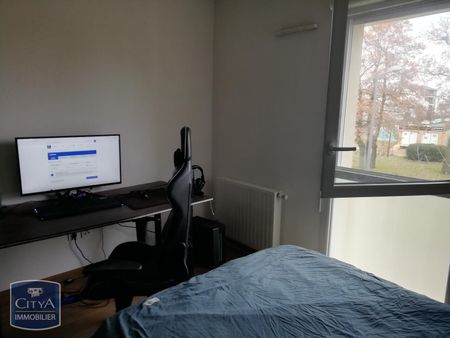 Location Appartement 2 pièces 41m² AVRILLE 49240 - Photo 2