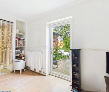 1 bedroom house to rent - Photo 2