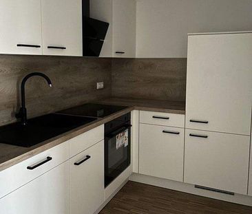 Himmlisch wohnen unterm Dach! Erstbezug mit Fußbodenheizung, EBK, V... - Photo 1