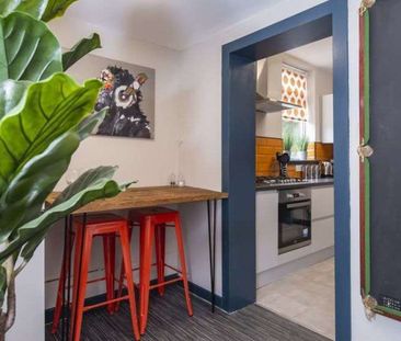 🏡 Welcome to William Street – Stylish, Social, and Seriously Conven... - Photo 3